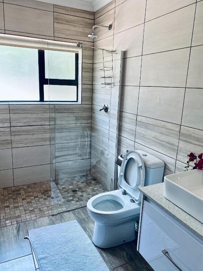 Rnb Guesthouse Roodepoort Luaran gambar